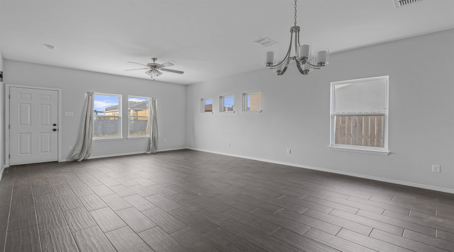 1616 Tesis Dr., LAREDO, Texas 78046, 4 Bedrooms Bedrooms, 5 Rooms Rooms,2 BathroomsBathrooms,Residential,For Rent,1616 Tesis Dr.,20254443
