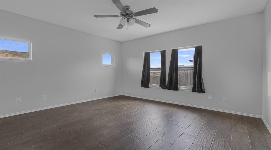 1616 Tesis Dr., LAREDO, Texas 78046, 4 Bedrooms Bedrooms, 5 Rooms Rooms,2 BathroomsBathrooms,Residential,For Rent,1616 Tesis Dr.,20254443