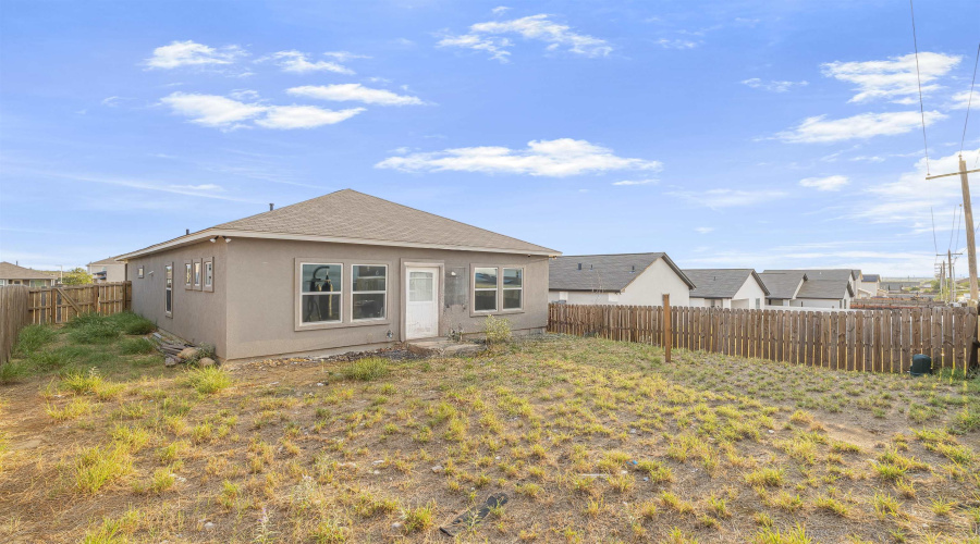 1616 Tesis Dr., LAREDO, Texas 78046, 4 Bedrooms Bedrooms, 5 Rooms Rooms,2 BathroomsBathrooms,Residential,For Rent,1616 Tesis Dr.,20254443