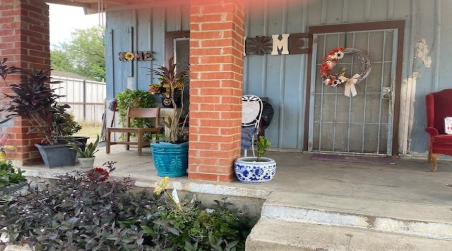 801 Sanders Ave, Laredo, Texas 78040, 1 Bedroom Bedrooms, 3 Rooms Rooms,1 BathroomBathrooms,Residential,For Sale,801 Sanders Ave,20254444