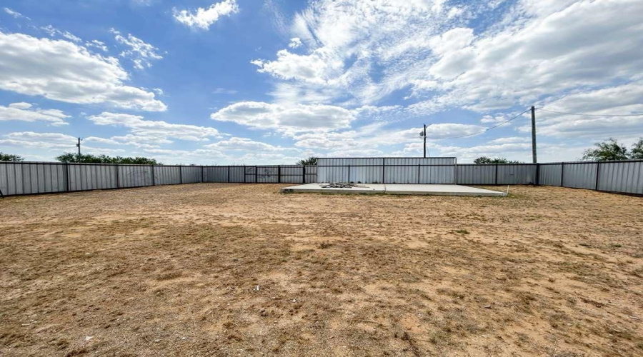 134 Riverside Dr, Zapata, Texas 78076, 4 Bedrooms Bedrooms, 6 Rooms Rooms,3 BathroomsBathrooms,Residential,For Sale,134 Riverside Dr,20254447