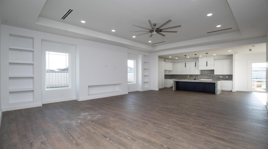 134 Riverside Dr, Zapata, Texas 78076, 4 Bedrooms Bedrooms, 6 Rooms Rooms,3 BathroomsBathrooms,Residential,For Sale,134 Riverside Dr,20254447