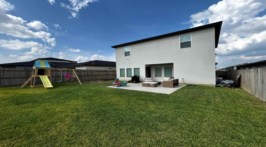 5707 Kylee Dr., Laredo, Texas 78043, 3 Bedrooms Bedrooms, 6 Rooms Rooms,2 BathroomsBathrooms,Residential,For Sale,5707 Kylee Dr.,20254449