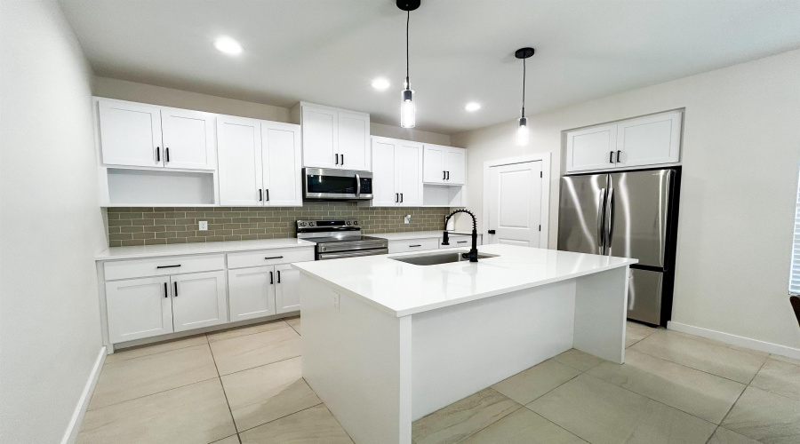 5707 Kylee Dr., Laredo, Texas 78043, 3 Bedrooms Bedrooms, 6 Rooms Rooms,2 BathroomsBathrooms,Residential,For Sale,5707 Kylee Dr.,20254449