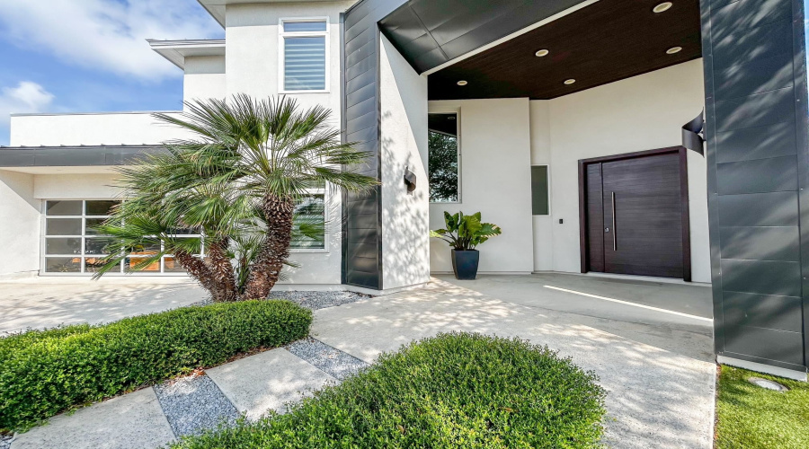 7617 Agatha Christie Dr., Laredo, Texas 78041, 4 Bedrooms Bedrooms, 10 Rooms Rooms,5 BathroomsBathrooms,Residential,For Sale,7617 Agatha Christie Dr.,20254451