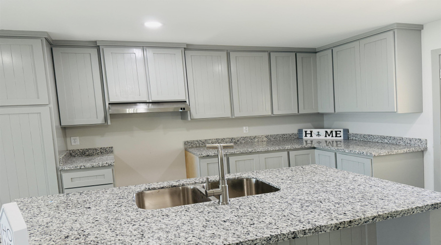 1432 El Caporal Dr., Laredo, Texas 78046, 3 Bedrooms Bedrooms, 5 Rooms Rooms,2 BathroomsBathrooms,Residential,For Sale,1432 El Caporal Dr.,20254453