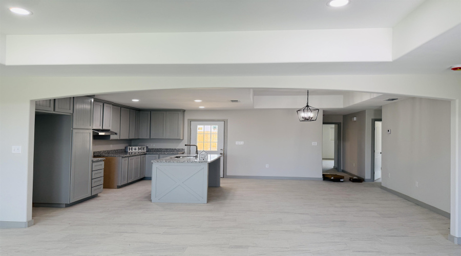 1432 El Caporal Dr., Laredo, Texas 78046, 3 Bedrooms Bedrooms, 5 Rooms Rooms,2 BathroomsBathrooms,Residential,For Sale,1432 El Caporal Dr.,20254453