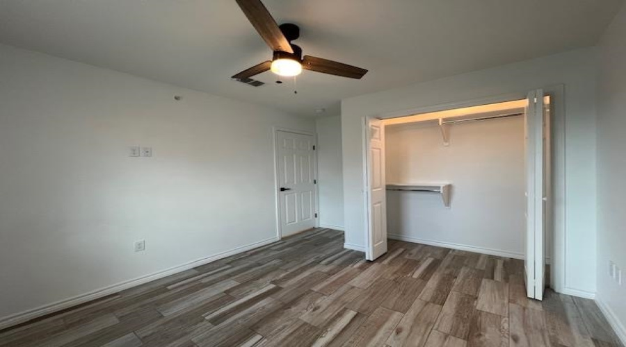2717 N Arkansas Ave, Laredo, Texas 78041, 2 Bedrooms Bedrooms, 4 Rooms Rooms,1 BathroomBathrooms,Residential,For Rent,2717 N Arkansas Ave,20254463