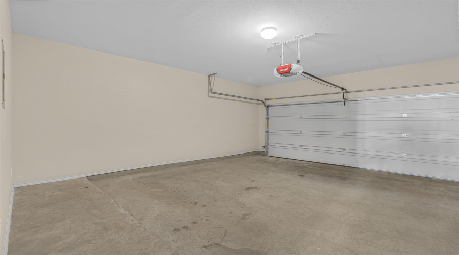 205 Aquero Blvd, Laredo, Texas 78045, 3 Bedrooms Bedrooms, 6 Rooms Rooms,2 BathroomsBathrooms,Residential,For Sale,205 Aquero Blvd,20254035