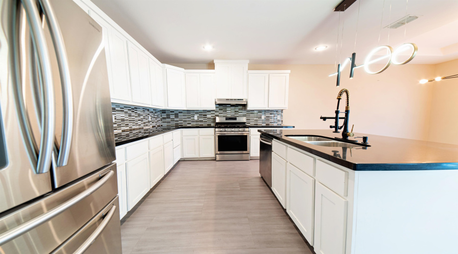 120 Tranquilo Dr, Laredo, Texas 78045, 3 Bedrooms Bedrooms, 4 Rooms Rooms,2 BathroomsBathrooms,Residential,For Rent,120 Tranquilo Dr,20254466