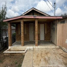 3210 Pecan St, Laredo, Texas 78046, 2 Bedrooms Bedrooms, 4 Rooms Rooms,1 BathroomBathrooms,Residential,For Sale,3210 Pecan St,20254040