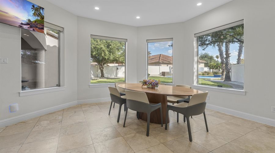 311 Latour Dr, Laredo, Texas 78041-9131, 4 Bedrooms Bedrooms, 10 Rooms Rooms,4 BathroomsBathrooms,Residential,For Sale,311 Latour Dr,20254469