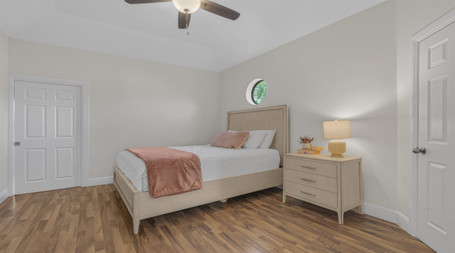311 Latour Dr, Laredo, Texas 78041-9131, 4 Bedrooms Bedrooms, 10 Rooms Rooms,4 BathroomsBathrooms,Residential,For Sale,311 Latour Dr,20254469