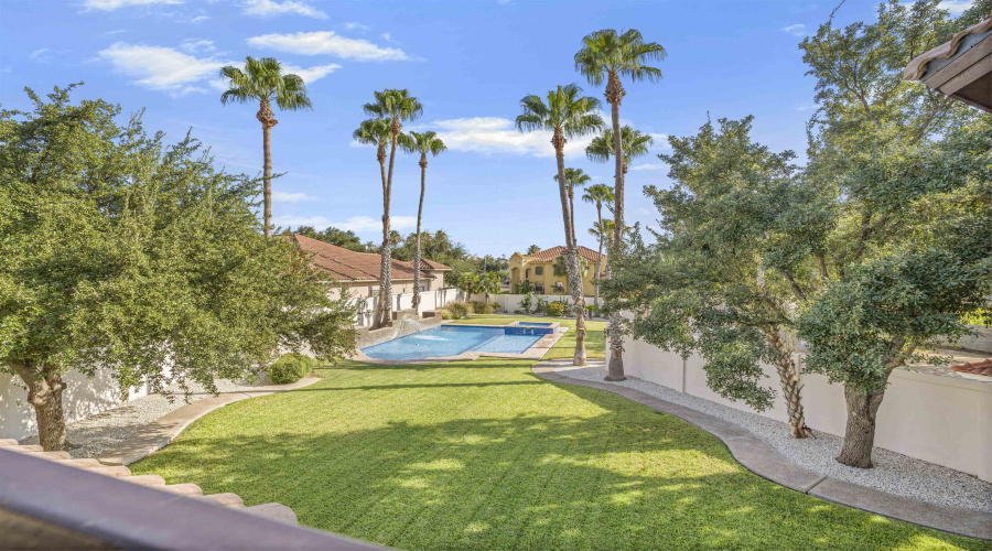 311 Latour Dr, Laredo, Texas 78041-9131, 4 Bedrooms Bedrooms, 10 Rooms Rooms,4 BathroomsBathrooms,Residential,For Sale,311 Latour Dr,20254469