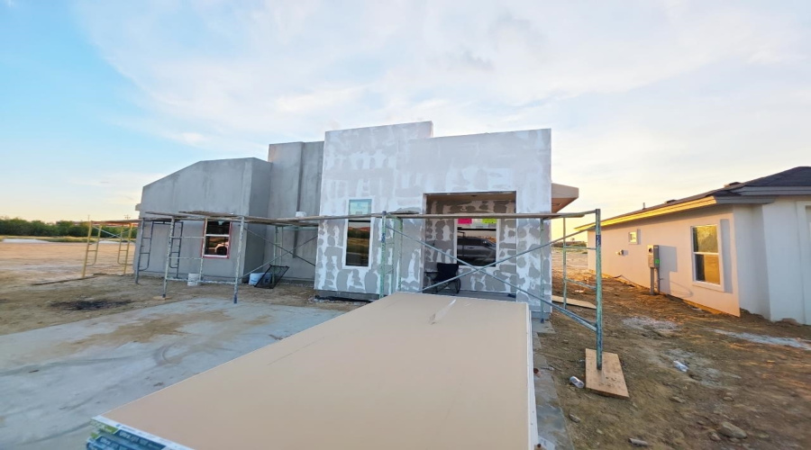5012 Rio Seco St., LAREDO, Texas 78046, 3 Bedrooms Bedrooms, 4 Rooms Rooms,2 BathroomsBathrooms,Residential,For Sale,5012 Rio Seco St.,20254470