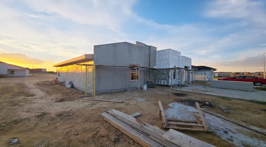 5012 Rio Seco St., LAREDO, Texas 78046, 3 Bedrooms Bedrooms, 4 Rooms Rooms,2 BathroomsBathrooms,Residential,For Sale,5012 Rio Seco St.,20254470