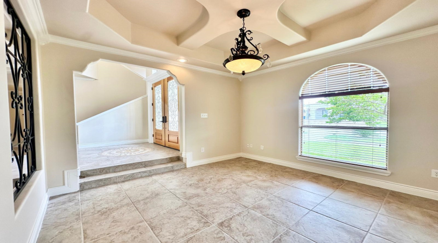 202 Lake Powell Dr, Laredo, Texas 78041, 4 Bedrooms Bedrooms, 7 Rooms Rooms,3 BathroomsBathrooms,Residential,For Sale,202 Lake Powell Dr,20254043