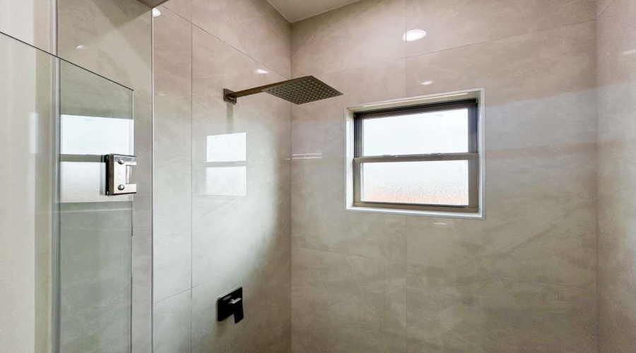9974 Grotto Dr., Laredo, Texas 78045, 3 Bedrooms Bedrooms, 5 Rooms Rooms,2 BathroomsBathrooms,Residential,For Sale,9974 Grotto Dr.,20254473