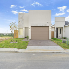 9974 Grotto Dr., Laredo, Texas 78045, 3 Bedrooms Bedrooms, 5 Rooms Rooms,2 BathroomsBathrooms,Residential,For Sale,9974 Grotto Dr.,20254473