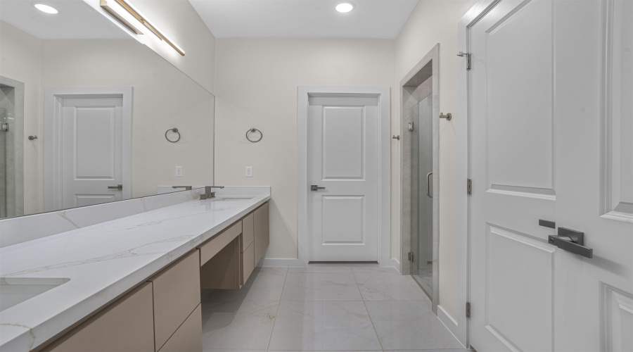 9974 Grotto Dr., Laredo, Texas 78045, 3 Bedrooms Bedrooms, 5 Rooms Rooms,2 BathroomsBathrooms,Residential,For Sale,9974 Grotto Dr.,20254473