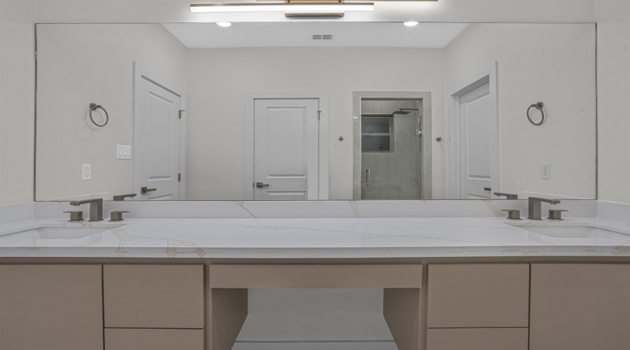 9974 Grotto Dr., Laredo, Texas 78045, 3 Bedrooms Bedrooms, 5 Rooms Rooms,2 BathroomsBathrooms,Residential,For Sale,9974 Grotto Dr.,20254473