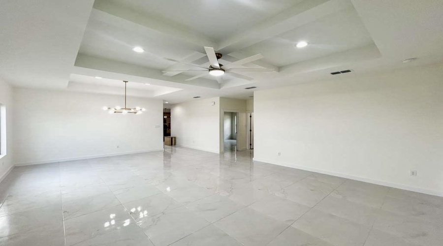 9974 Grotto Dr., Laredo, Texas 78045, 3 Bedrooms Bedrooms, 5 Rooms Rooms,2 BathroomsBathrooms,Residential,For Sale,9974 Grotto Dr.,20254473
