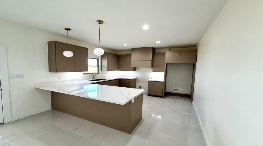9974 Grotto Dr., Laredo, Texas 78045, 3 Bedrooms Bedrooms, 5 Rooms Rooms,2 BathroomsBathrooms,Residential,For Sale,9974 Grotto Dr.,20254473