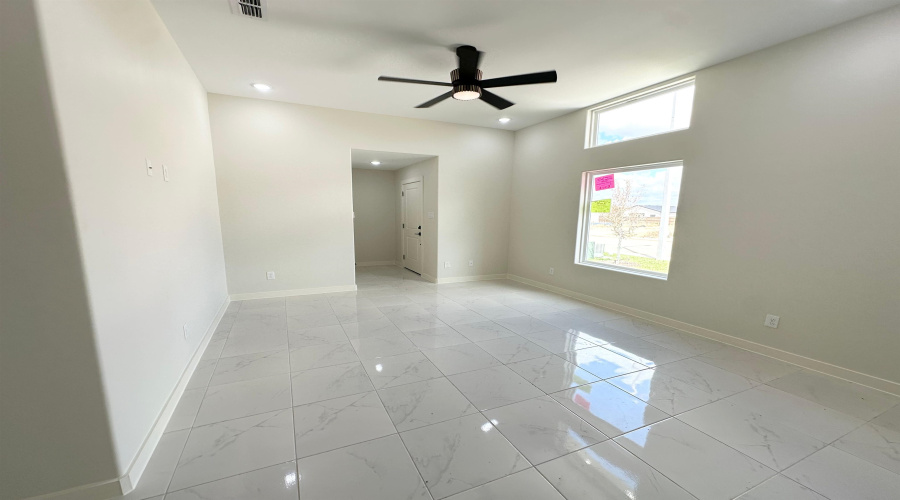 5027 Carambola Ln., Laredo, Texas 78046, 3 Bedrooms Bedrooms, 5 Rooms Rooms,2 BathroomsBathrooms,Residential,For Sale,5027 Carambola Ln.,20254045 5027 Carambola Ln., Laredo, Texas 78046, 3 Bedrooms Bedrooms, 5 Rooms Rooms,2 BathroomsBathrooms,Residential,For Sale,5027 Carambola Ln.,20254045