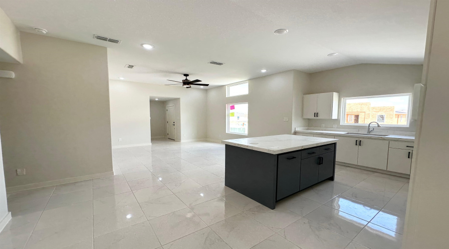5027 Carambola Ln., Laredo, Texas 78046, 3 Bedrooms Bedrooms, 5 Rooms Rooms,2 BathroomsBathrooms,Residential,For Sale,5027 Carambola Ln.,20254045 5027 Carambola Ln., Laredo, Texas 78046, 3 Bedrooms Bedrooms, 5 Rooms Rooms,2 BathroomsBathrooms,Residential,For Sale,5027 Carambola Ln.,20254045