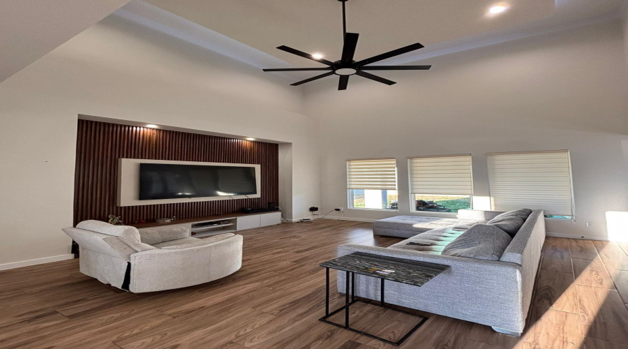 7529 Cresta Bella Street, Laredo, Texas 78041, 3 Bedrooms Bedrooms, 4 Rooms Rooms,2 BathroomsBathrooms,Residential,For Rent,7529 Cresta Bella Street,20254479
