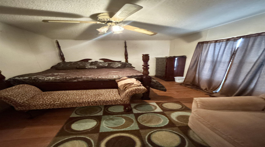 136 N. Jab Dr., Zapata, Texas 78076, 2 Bedrooms Bedrooms, 5 Rooms Rooms,2 BathroomsBathrooms,Residential,For Sale,136 N. Jab Dr.,20254048