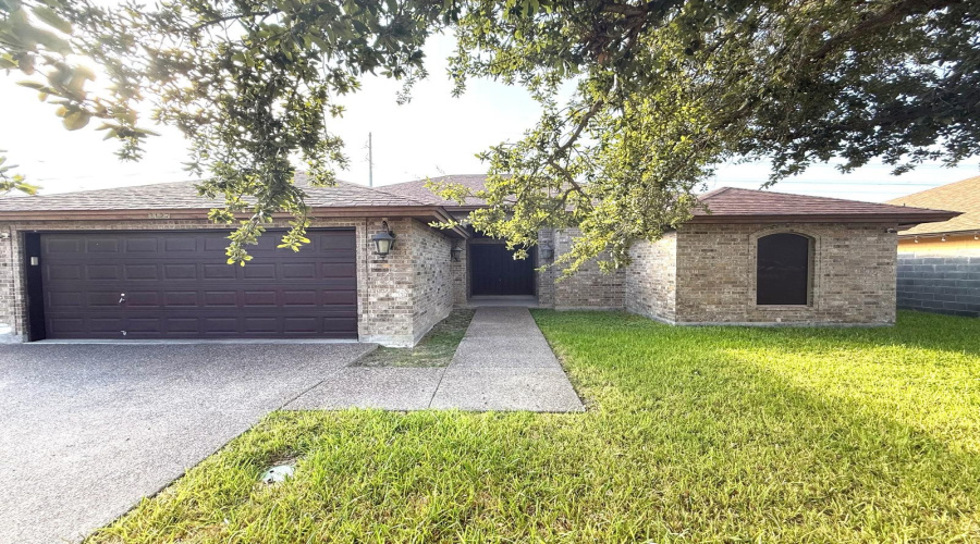 3127 Conde Dr., Laredo, Texas 78045, 4 Bedrooms Bedrooms, 7 Rooms Rooms,2 BathroomsBathrooms,Residential,For Sale,3127 Conde Dr.,20254482
