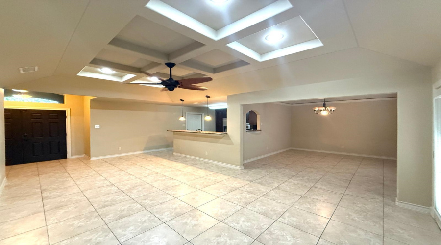 3127 Conde Dr., Laredo, Texas 78045, 4 Bedrooms Bedrooms, 7 Rooms Rooms,2 BathroomsBathrooms,Residential,For Sale,3127 Conde Dr.,20254482