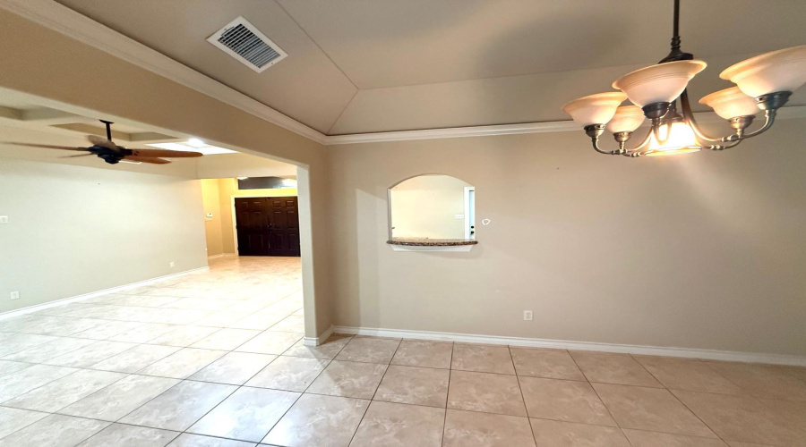 3127 Conde Dr., Laredo, Texas 78045, 4 Bedrooms Bedrooms, 7 Rooms Rooms,2 BathroomsBathrooms,Residential,For Sale,3127 Conde Dr.,20254482