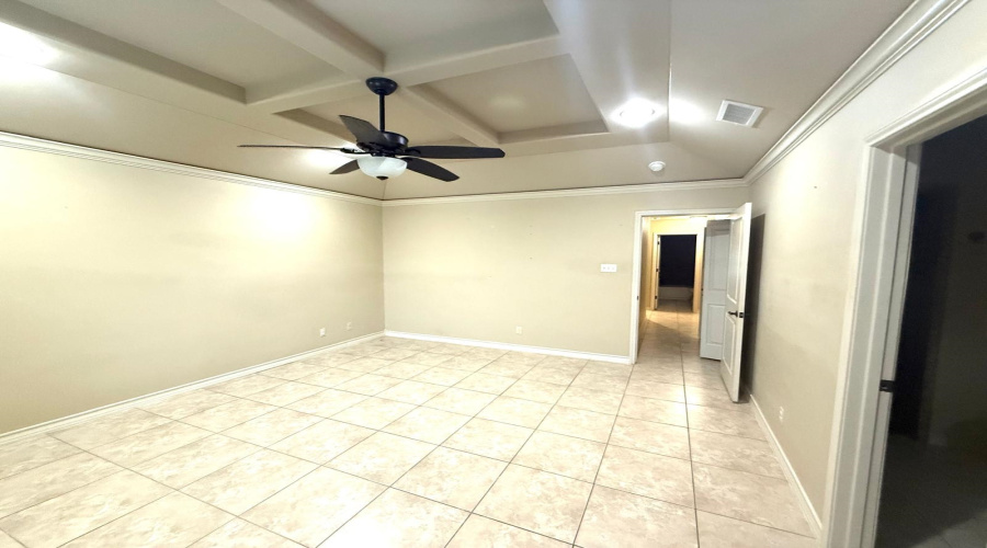 3127 Conde Dr., Laredo, Texas 78045, 4 Bedrooms Bedrooms, 7 Rooms Rooms,2 BathroomsBathrooms,Residential,For Sale,3127 Conde Dr.,20254482