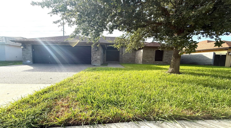 3127 Conde Dr., Laredo, Texas 78045, 4 Bedrooms Bedrooms, 7 Rooms Rooms,2 BathroomsBathrooms,Residential,For Sale,3127 Conde Dr.,20254482