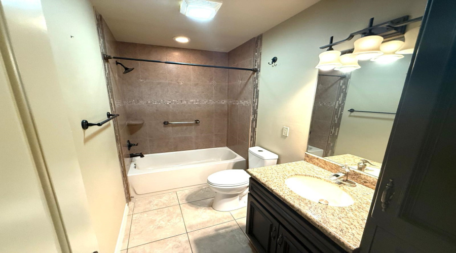 3127 Conde Dr., Laredo, Texas 78045, 4 Bedrooms Bedrooms, 7 Rooms Rooms,2 BathroomsBathrooms,Residential,For Sale,3127 Conde Dr.,20254482