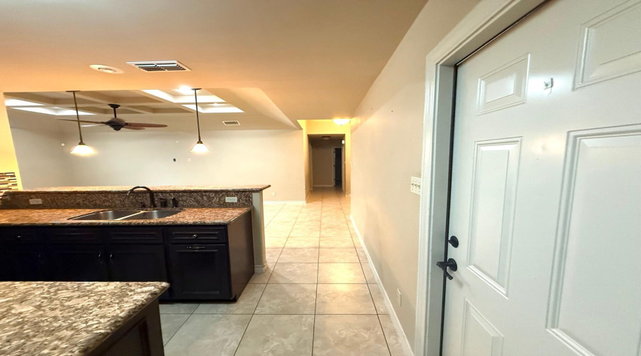 3127 Conde Dr., Laredo, Texas 78045, 4 Bedrooms Bedrooms, 7 Rooms Rooms,2 BathroomsBathrooms,Residential,For Sale,3127 Conde Dr.,20254482