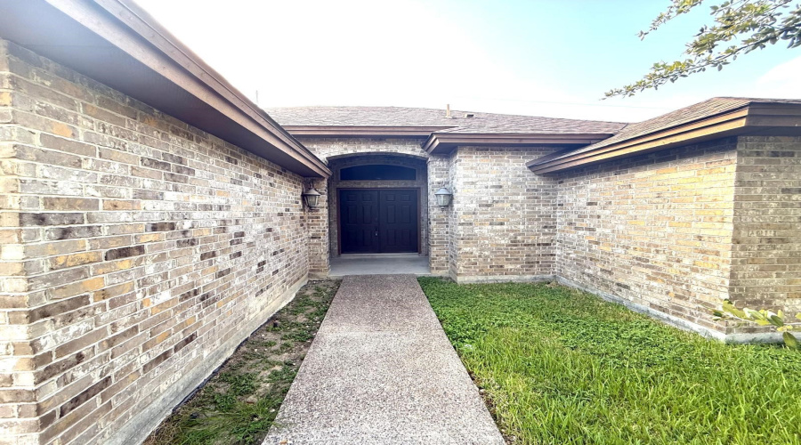 3127 Conde Dr., Laredo, Texas 78045, 4 Bedrooms Bedrooms, 7 Rooms Rooms,2 BathroomsBathrooms,Residential,For Sale,3127 Conde Dr.,20254482