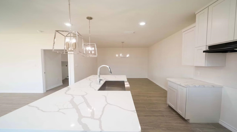 5530 Beefalo Ln., Laredo, Texas 78046, 3 Bedrooms Bedrooms, 5 Rooms Rooms,2 BathroomsBathrooms,Residential,For Sale,5530 Beefalo Ln.,20254051