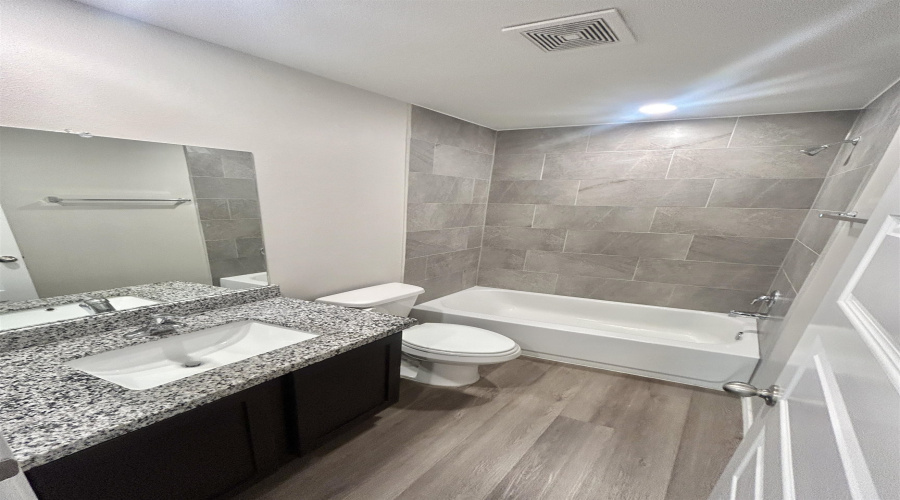 5804 Rosendo B. Ancira Dr, Laredo, Texas 78046, 3 Bedrooms Bedrooms, 5 Rooms Rooms,2 BathroomsBathrooms,Residential,For Sale,5804 Rosendo B. Ancira Dr,20254052