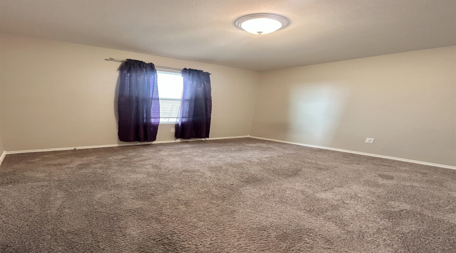 5804 Rosendo B. Ancira Dr, Laredo, Texas 78046, 3 Bedrooms Bedrooms, 5 Rooms Rooms,2 BathroomsBathrooms,Residential,For Sale,5804 Rosendo B. Ancira Dr,20254052