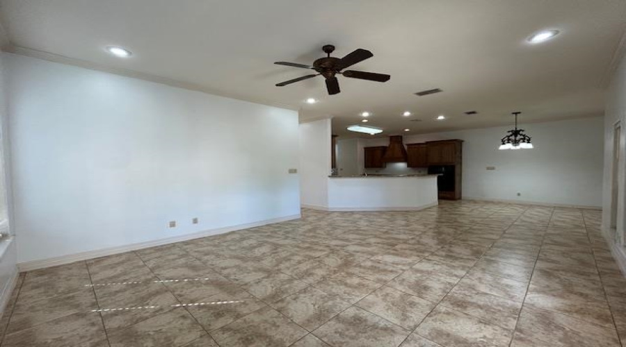 3333 Hagen Lp, Laredo, Texas 78045, 3 Bedrooms Bedrooms, 7 Rooms Rooms,3 BathroomsBathrooms,Residential,For Rent,3333 Hagen Lp,20254054 3333 Hagen Lp, Laredo, Texas 78045, 3 Bedrooms Bedrooms, 7 Rooms Rooms,3 BathroomsBathrooms,Residential,For Rent,3333 Hagen Lp,20254054