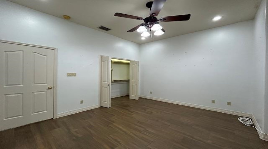 3333 Hagen Lp, Laredo, Texas 78045, 3 Bedrooms Bedrooms, 7 Rooms Rooms,3 BathroomsBathrooms,Residential,For Rent,3333 Hagen Lp,20254054 3333 Hagen Lp, Laredo, Texas 78045, 3 Bedrooms Bedrooms, 7 Rooms Rooms,3 BathroomsBathrooms,Residential,For Rent,3333 Hagen Lp,20254054