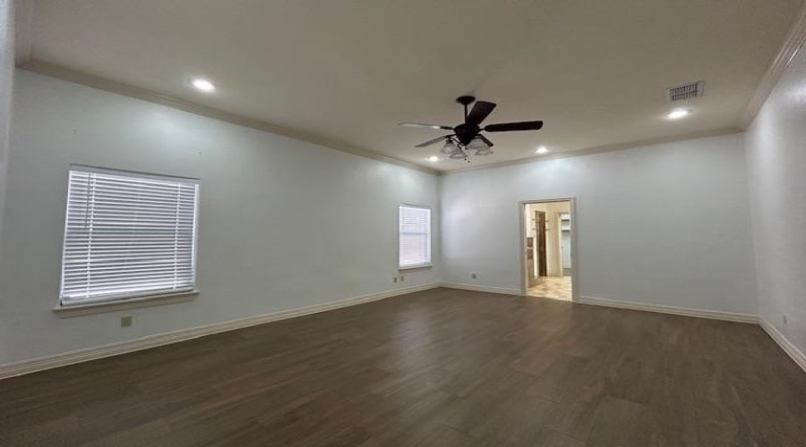 3333 Hagen Lp, Laredo, Texas 78045, 3 Bedrooms Bedrooms, 7 Rooms Rooms,3 BathroomsBathrooms,Residential,For Rent,3333 Hagen Lp,20254054 3333 Hagen Lp, Laredo, Texas 78045, 3 Bedrooms Bedrooms, 7 Rooms Rooms,3 BathroomsBathrooms,Residential,For Rent,3333 Hagen Lp,20254054