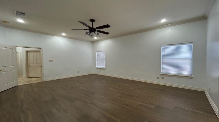 3333 Hagen Lp, Laredo, Texas 78045, 3 Bedrooms Bedrooms, 7 Rooms Rooms,3 BathroomsBathrooms,Residential,For Rent,3333 Hagen Lp,20254054 3333 Hagen Lp, Laredo, Texas 78045, 3 Bedrooms Bedrooms, 7 Rooms Rooms,3 BathroomsBathrooms,Residential,For Rent,3333 Hagen Lp,20254054
