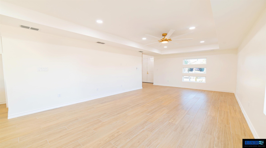 6119 Toribio Dr, Laredo, Texas 78046, 3 Bedrooms Bedrooms, 5 Rooms Rooms,2 BathroomsBathrooms,Residential,For Sale,6119 Toribio Dr,20254486