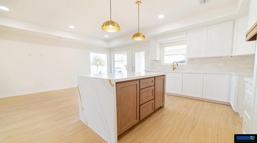 6119 Toribio Dr, Laredo, Texas 78046, 3 Bedrooms Bedrooms, 5 Rooms Rooms,2 BathroomsBathrooms,Residential,For Sale,6119 Toribio Dr,20254486