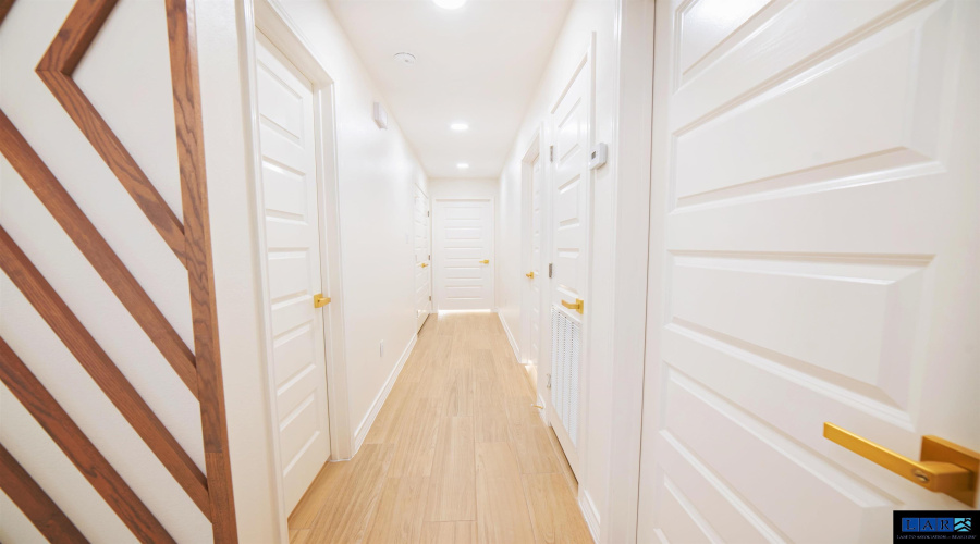 6119 Toribio Dr, Laredo, Texas 78046, 3 Bedrooms Bedrooms, 5 Rooms Rooms,2 BathroomsBathrooms,Residential,For Sale,6119 Toribio Dr,20254486