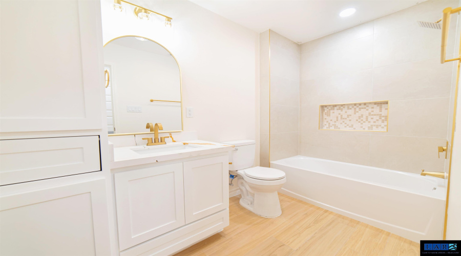 6119 Toribio Dr, Laredo, Texas 78046, 3 Bedrooms Bedrooms, 5 Rooms Rooms,2 BathroomsBathrooms,Residential,For Sale,6119 Toribio Dr,20254486